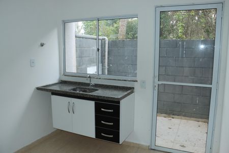 Casa de condomínio para alugar com 49m², 2 quartos e 1 vagaCozinha