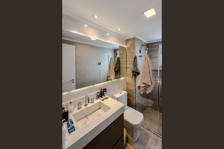 Apartamento à venda com 125m², 2 quartos e 2 vagas Apartamento à venda com 125m², 2 quartos e 2 vagasBanheiro da Suíte 2