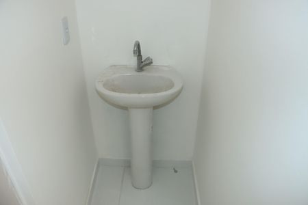 Casa de condomínio para alugar com 49m², 2 quartos e 1 vagaBanheiro