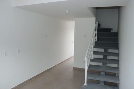 Casa de Condomínio para alugar com 2 quartos, 49m² em Bairro Jardim Nossa Senhora das Graças, Cotia