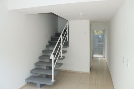 Casa de Condomínio para alugar com 1 quarto, 49m² em Da Graça, Cotia