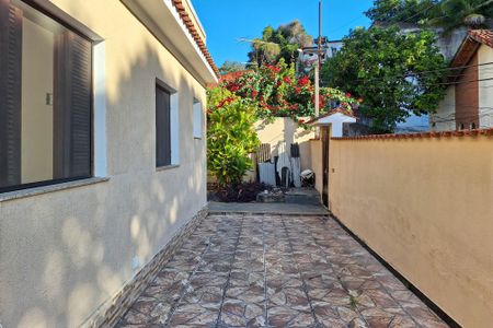 Casa para alugar com 124m², 2 quartos e sem vagaQuintal