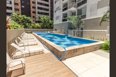 Apartamento à venda com 33m², 1 quarto e 1 vagaÁrea comum - Piscina