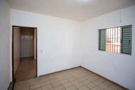 Sala/Quarto de casa para alugar com 1 quarto, 40m² em Conceição, Diadema