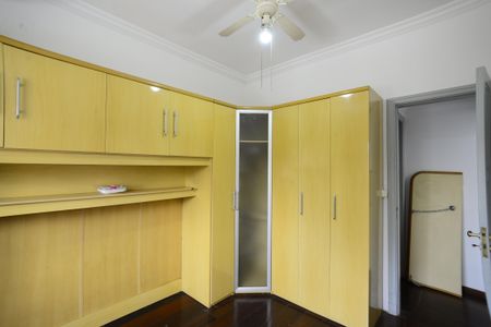 Casa à venda com 250m², 4 quartos e 5 vagasQuarto 2