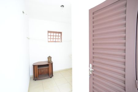 Casa à venda com 250m², 4 quartos e 5 vagasQuarto de Serviço 2