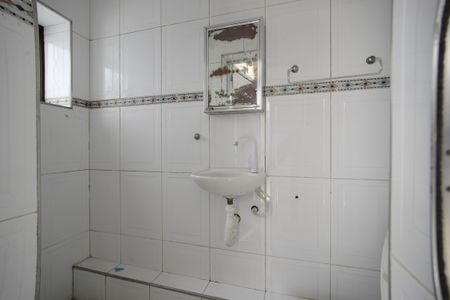 Casa à venda com 250m², 4 quartos e 5 vagasBanheiro de Serviço