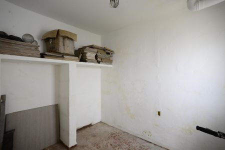 Casa à venda com 250m², 4 quartos e 5 vagasQuarto de Serviço