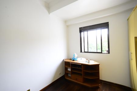Casa à venda com 250m², 4 quartos e 5 vagasQuarto 2