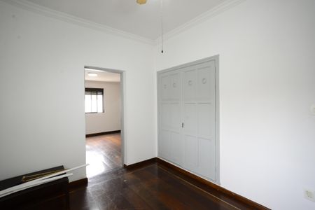 Casa à venda com 250m², 4 quartos e 5 vagasSuíte 3