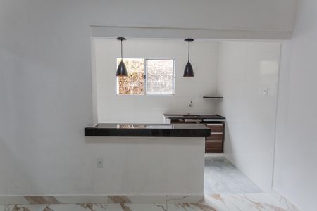 Casa à venda com 70m², 2 quartos e sem vaga Casa à venda com 70m², 2 quartos e sem vagaCozinha