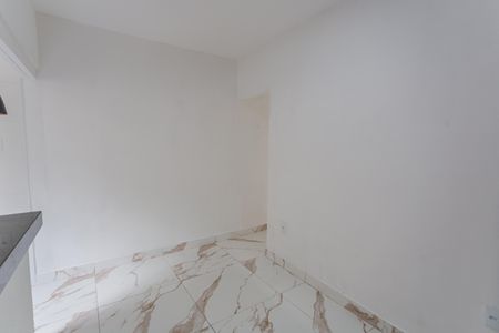 Sala de casa para alugar com 2 quartos, 70m² em Santa Tereza, Belo Horizonte