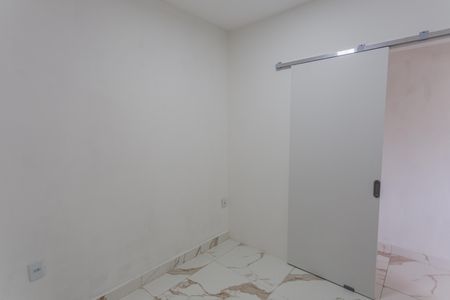 Casa à venda com 70m², 2 quartos e sem vaga Casa à venda com 70m², 2 quartos e sem vagaQuarto 2