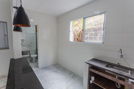Casa à venda com 70m², 2 quartos e sem vaga Casa à venda com 70m², 2 quartos e sem vagaCozinha