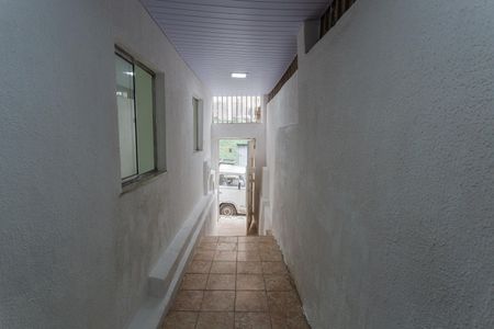 Casa à venda com 70m², 2 quartos e sem vaga Casa à venda com 70m², 2 quartos e sem vagaEntrada