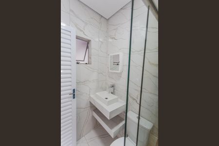 Casa à venda com 70m², 2 quartos e sem vaga Casa à venda com 70m², 2 quartos e sem vagaBanheiro Social