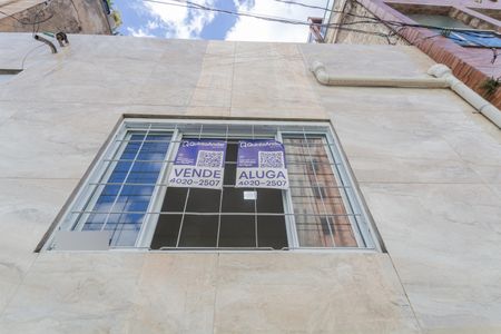 Casa à venda com 70m², 2 quartos e sem vaga Casa à venda com 70m², 2 quartos e sem vagaPlaquinhas Instaladas
