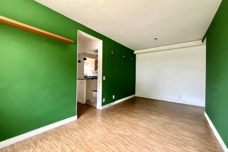 Apartamento à venda com 75m², 2 quartos e 1 vagaSala
