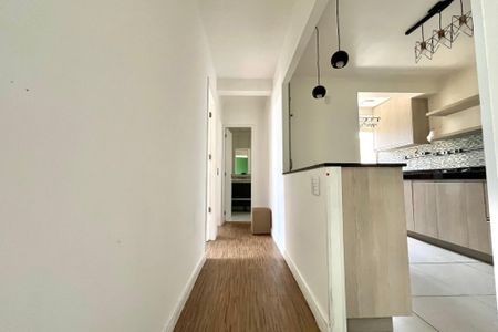Apartamento à venda com 75m², 2 quartos e 1 vagaCorredor