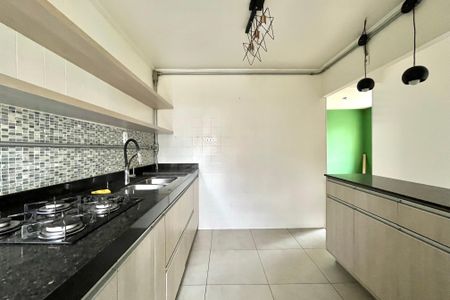 Apartamento à venda com 75m², 2 quartos e 1 vagaCozinha