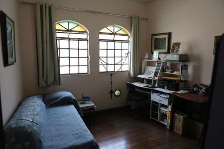 Casa para alugar com 900m², 6 quartos e 2 vagasQuarto 