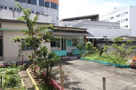 Casa para alugar com 900m², 6 quartos e 2 vagasQuintal