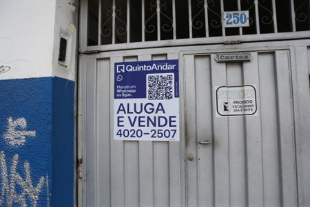 Casa para alugar com 900m², 6 quartos e 2 vagasPlaquinha Instalada 17/04/2026 DSUH-232