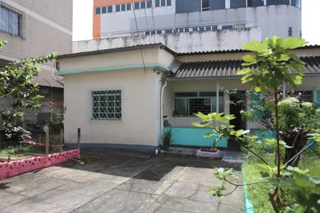 Casa para alugar com 900m², 6 quartos e 2 vagasQuintal