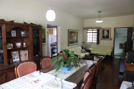 Casa para alugar com 900m², 6 quartos e 2 vagasSala