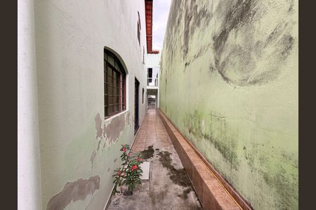 Casa à venda com 170m², 4 quartos e 2 vagasQuintal