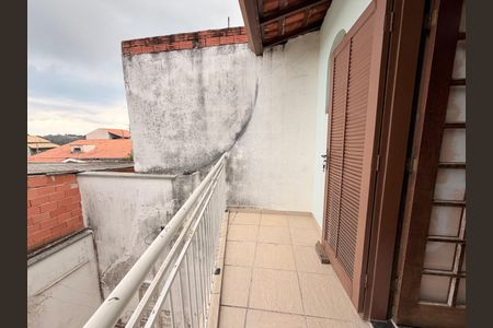 Casa à venda com 170m², 4 quartos e 2 vagasQuarto 4 - Varanda
