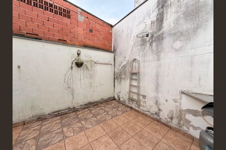 Casa à venda com 170m², 4 quartos e 2 vagasQuintal