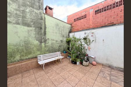 Casa à venda com 170m², 4 quartos e 2 vagasQuintal