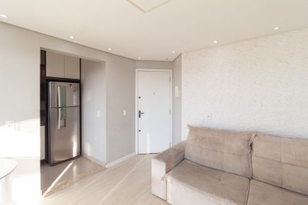 Sala de apartamento à venda com 2 quartos, 52m² em Jardim Roberto, Osasco