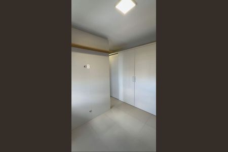 Apartamento para alugar com 77m², 2 quartos e 1 vaga