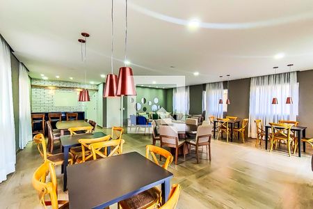 Apartamento à venda com 45m², 2 quartos e sem vagaÁrea comum - Salão de festas