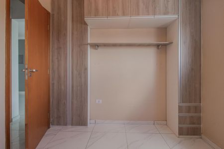 Suíte de apartamento para alugar com 2 quartos, 53m² em Parque São Vicente, Mauá