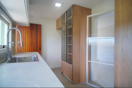 Apartamento para alugar com 129m², 2 quartos e 1 vagaCozinha