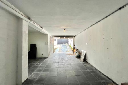 Casa à venda com 180m², 4 quartos e 4 vagasGaragem