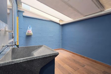 Apartamento para alugar com 70m², 2 quartos e 1 vaga Apartamento para alugar com 70m², 2 quartos e 1 vagaÁrea de Serviço