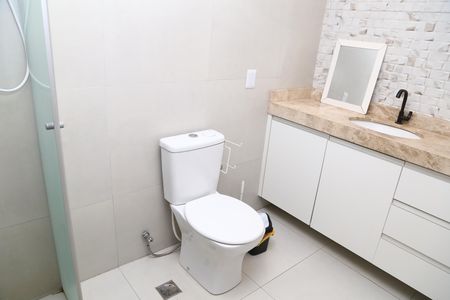 Banheiro Social de apartamento para alugar com 2 quartos, 82m² em Vila São João, Goiânia