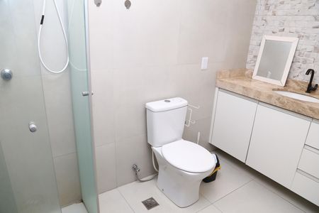 Apartamento para alugar com 82m², 2 quartos e 1 vagaBanheiro Social