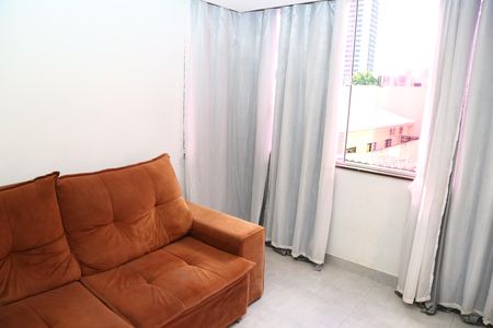 Apartamento para alugar com 82m², 2 quartos e 1 vagaSala
