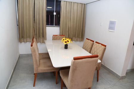 Apartamento para alugar com 82m², 2 quartos e 1 vagaSala de Jantar