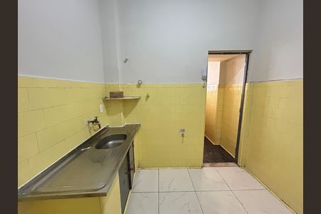 Apartamento para alugar com 75m², 2 quartos e sem vagaCozinha