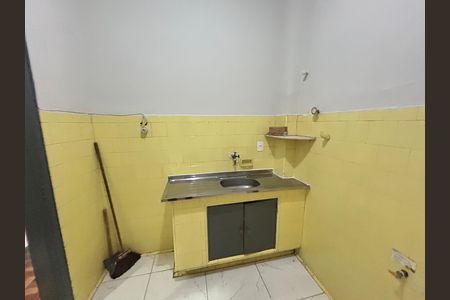 Apartamento para alugar com 75m², 2 quartos e sem vagaCozinha