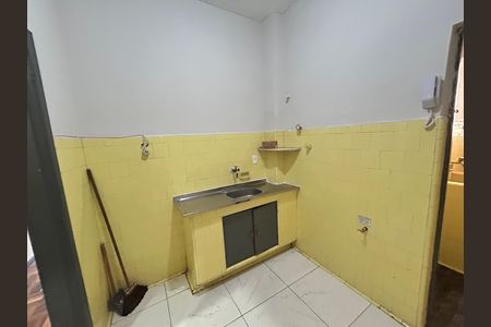 Apartamento para alugar com 75m², 2 quartos e sem vagaCozinha