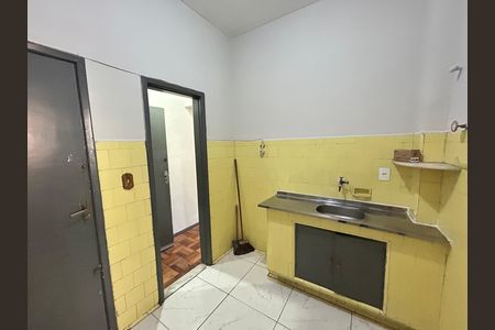 Apartamento para alugar com 75m², 2 quartos e sem vagaCozinha