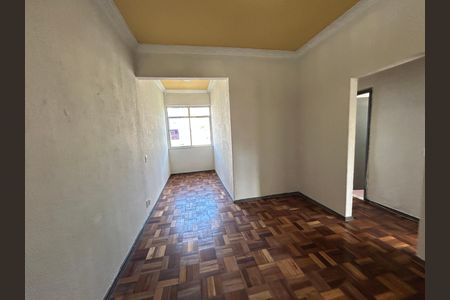 Apartamento para alugar com 75m², 2 quartos e sem vagaSala