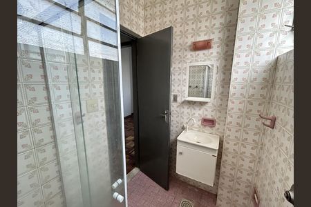 Apartamento para alugar com 75m², 2 quartos e sem vagaBanheiro